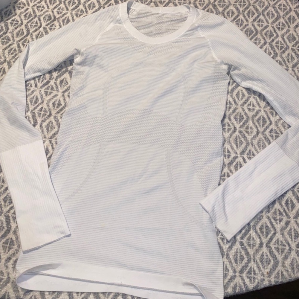 Lululemon white swiftly tech long sleeve